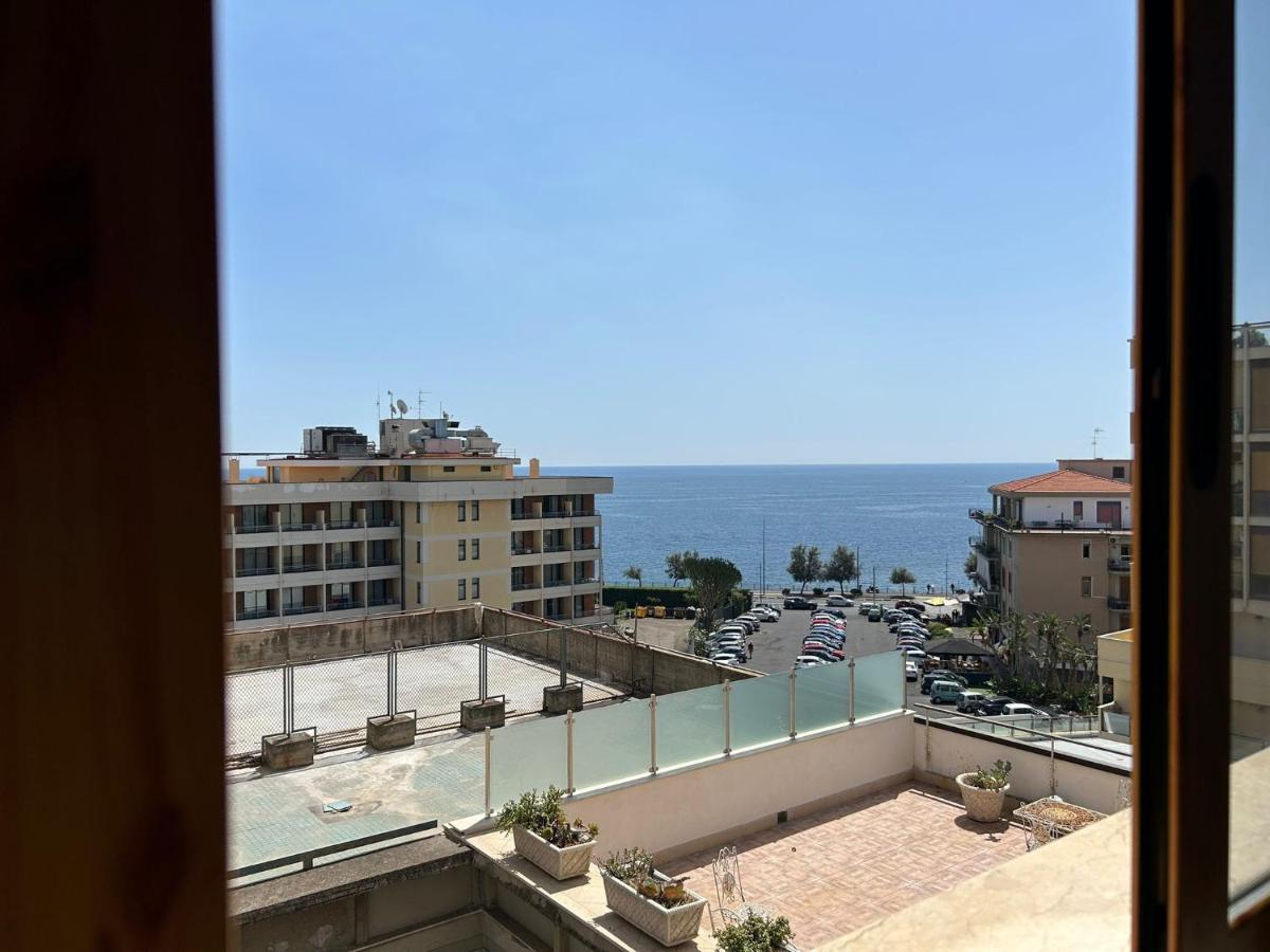 Rotolo Suite 403 Catania Luaran gambar